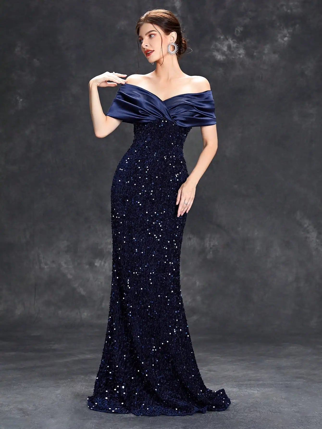 Elegant Line Neck Pleated Tint Sequin Velvet Fishtail Evening Gown with Ball and Party Dress for Bridesmaids