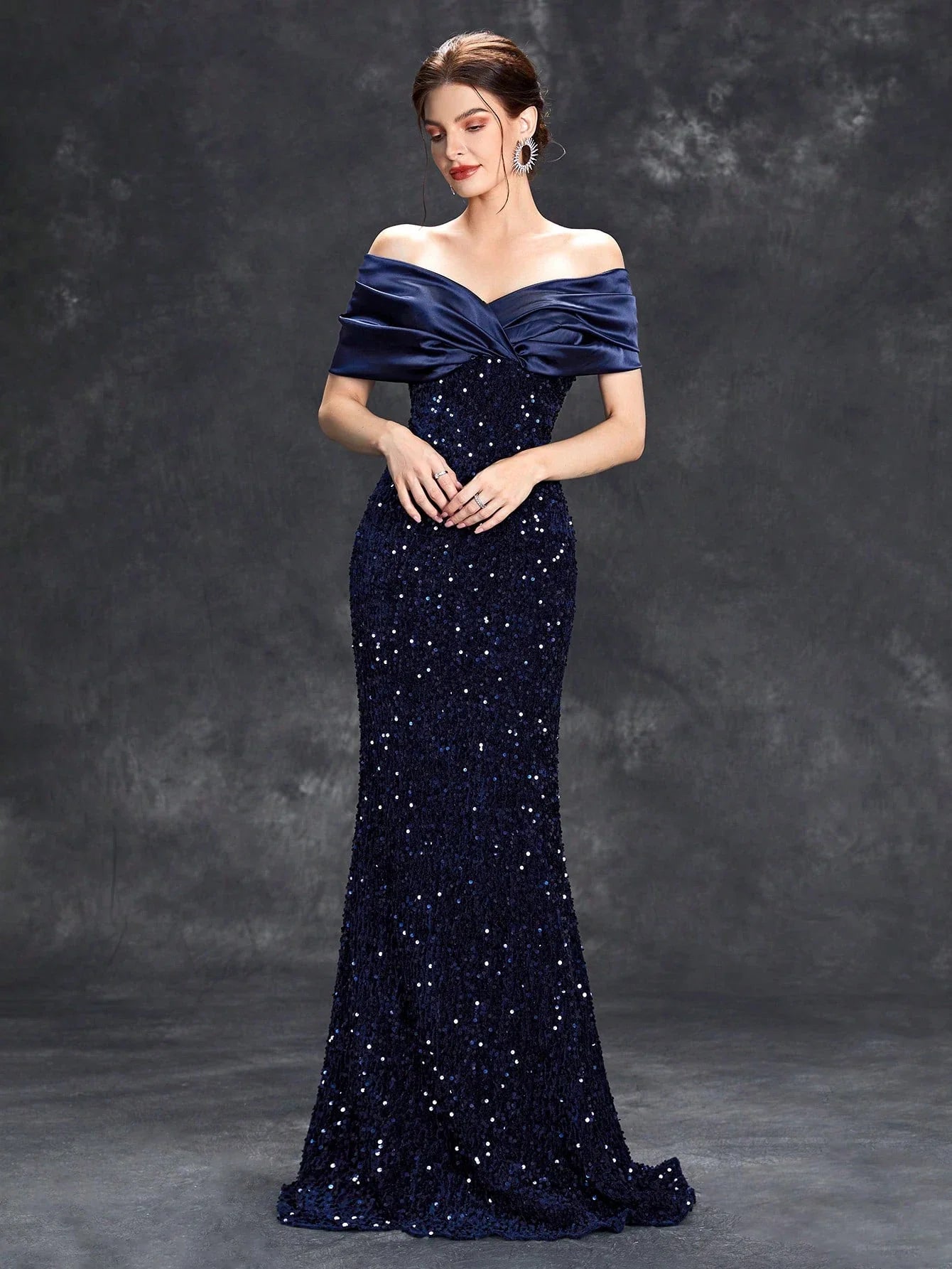 Elegant Line Neck Pleated Tint Sequin Velvet Fishtail Evening Gown with Ball and Party Dress for Bridesmaids