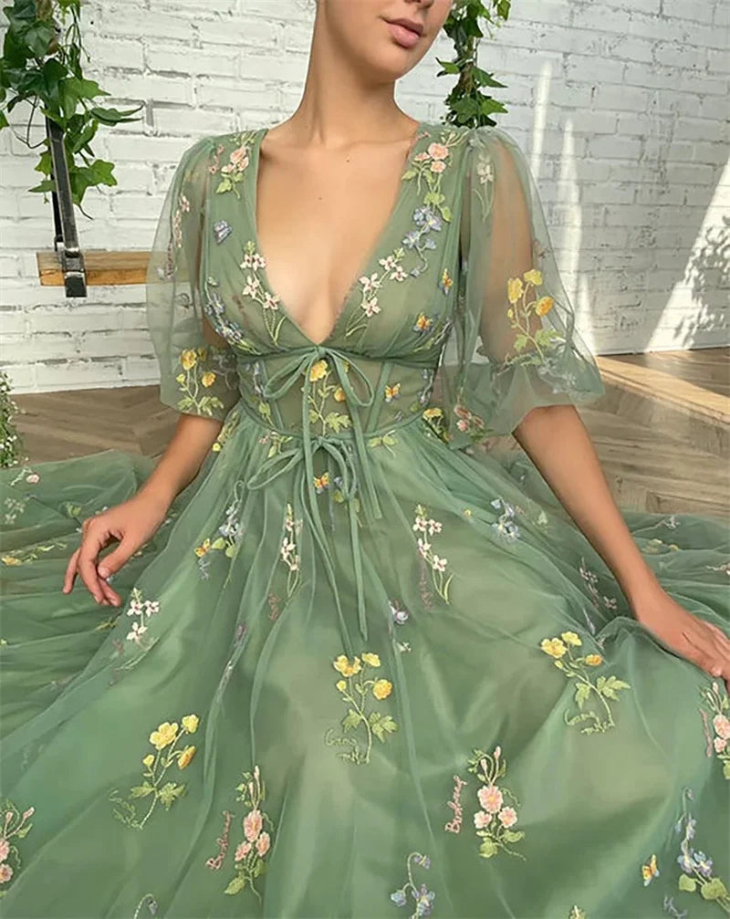 Elegant Fairy Princess Flower Tulle Maxi Dress for Women with Boat Neck and Puff Sleeves Ideal for Evening Prom and Special Occasions