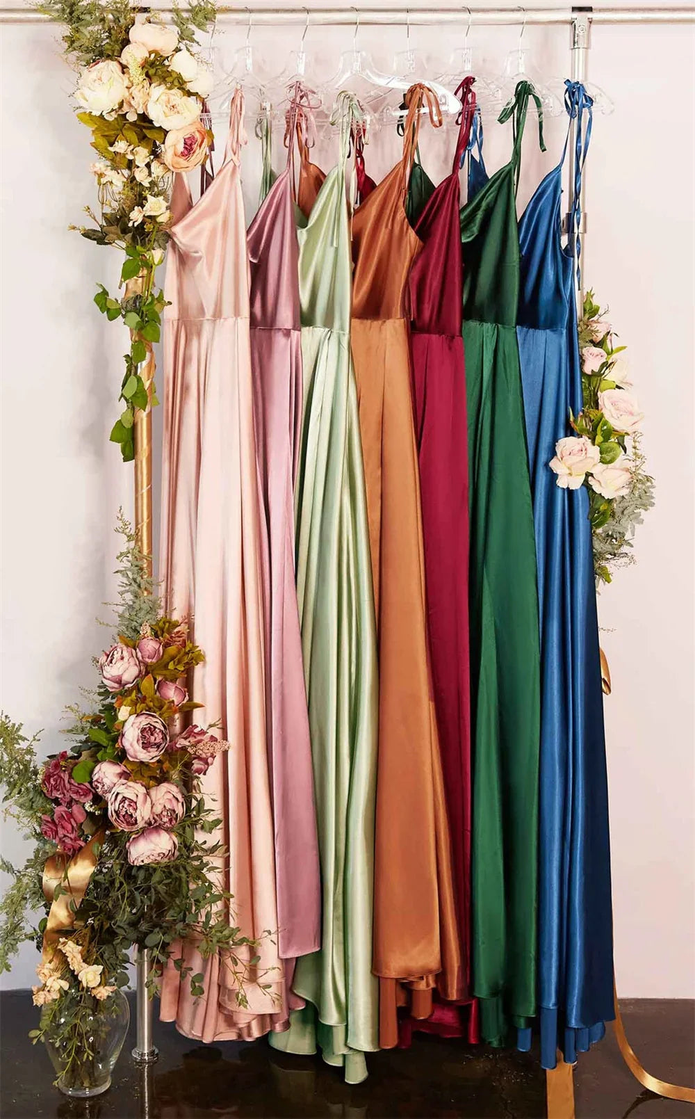 Burgundy Satin Beach Maxi Dress for Women with Sexy Side Slit and Adjustable Straps for Evening Prom and Bridesmaid Celebrations