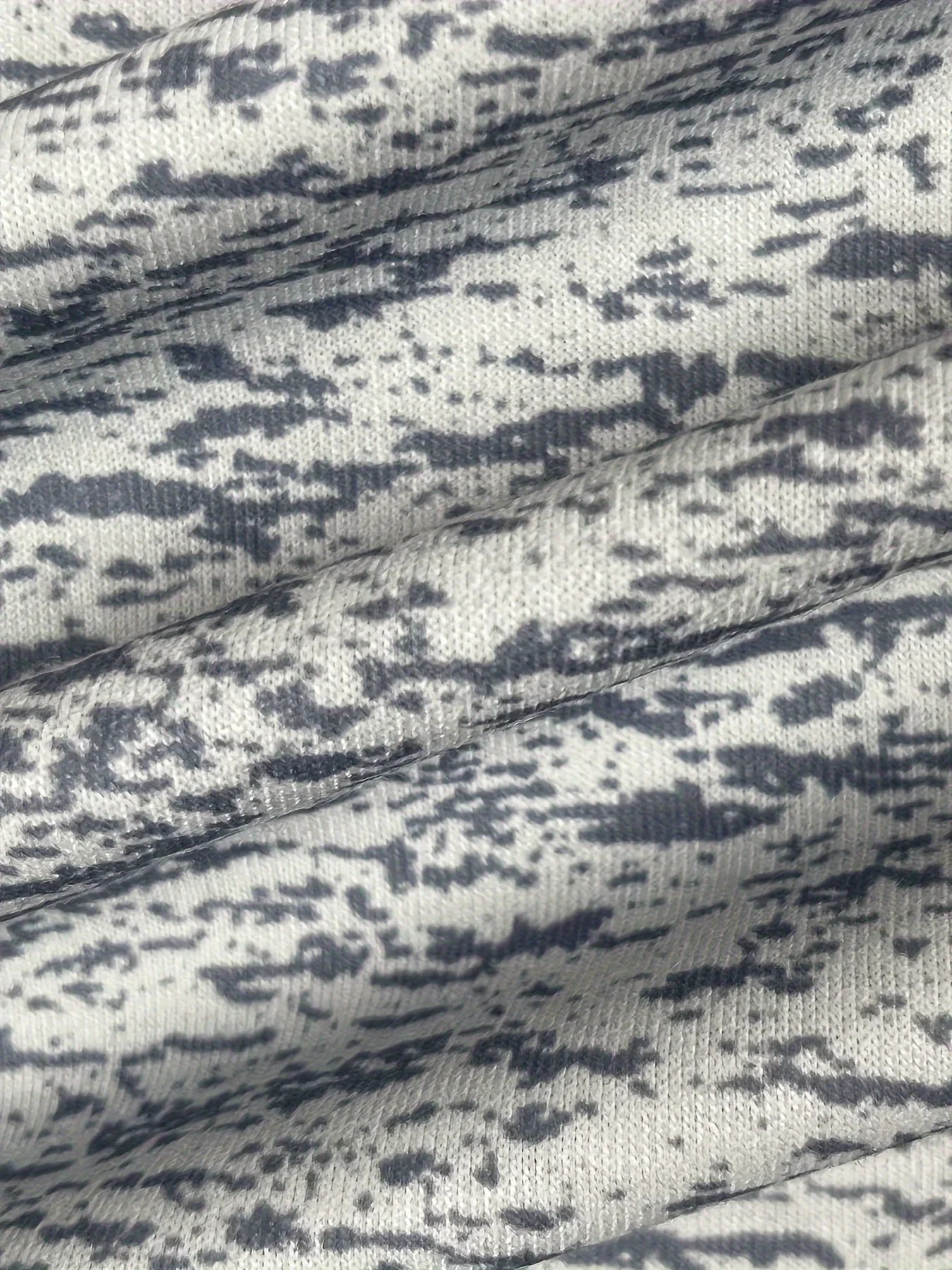 Women's Casual Cat Print Crew Neck Long Sleeve T-Shirt Soft Cotton Blend for Spring and Fall