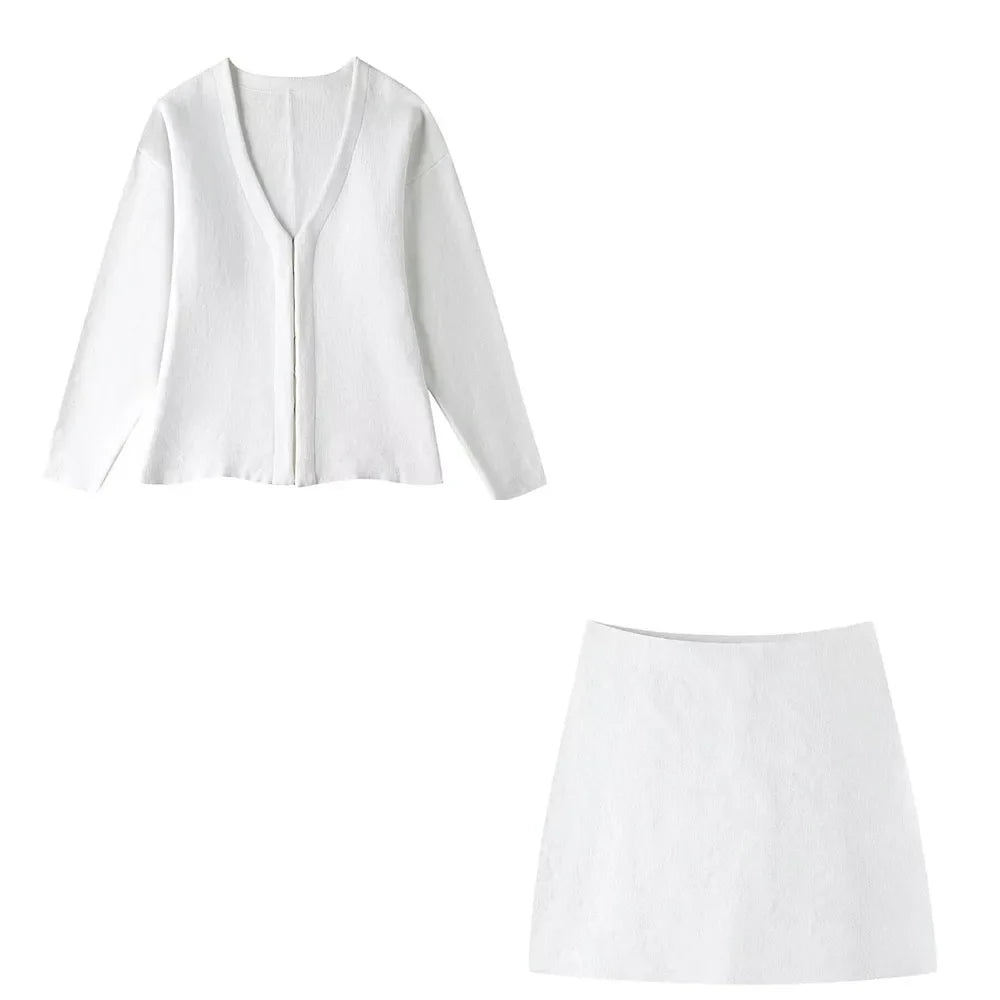 Women's Fashionable Knitted Slim Fit Jacket and Skirt Set Lightweight Casual Two-Piece Outfit for Spring and Summer
