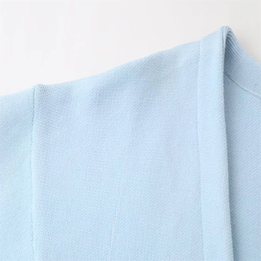 Women's Fashionable Knitted Slim Fit Jacket and Skirt Set Lightweight Casual Two-Piece Outfit for Spring and Summer