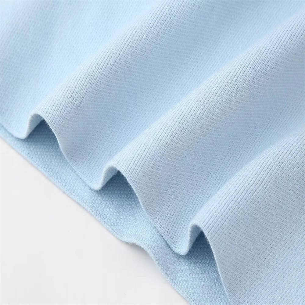 Women's Fashionable Knitted Slim Fit Jacket and Skirt Set Lightweight Casual Two-Piece Outfit for Spring and Summer