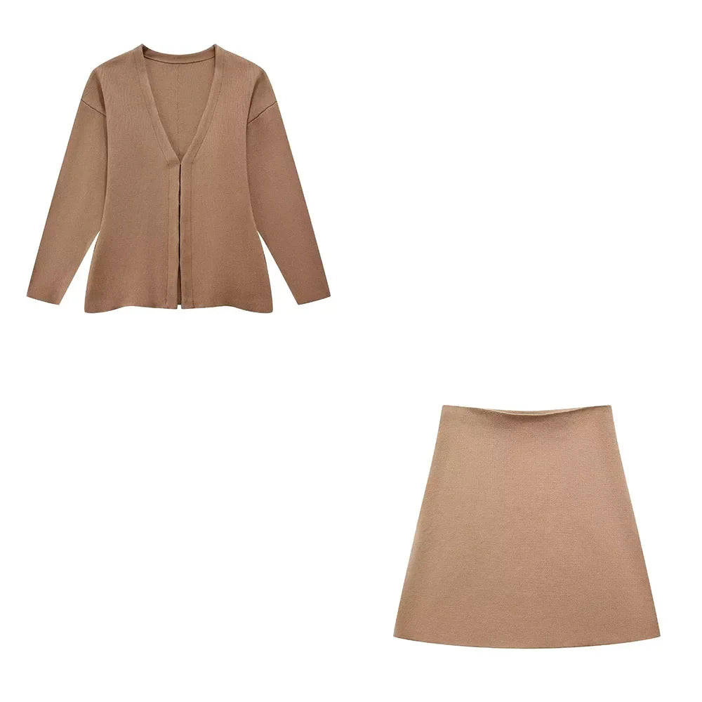 Women's Fashionable Knitted Slim Fit Jacket and Skirt Set Lightweight Casual Two-Piece Outfit for Spring and Summer