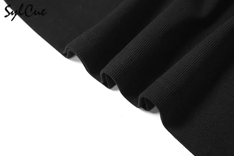 Black Mysterious Lace Stitching Long Sleeve Short Dress with Fishbone Detailing for Elegant and Sexy Winter Wear