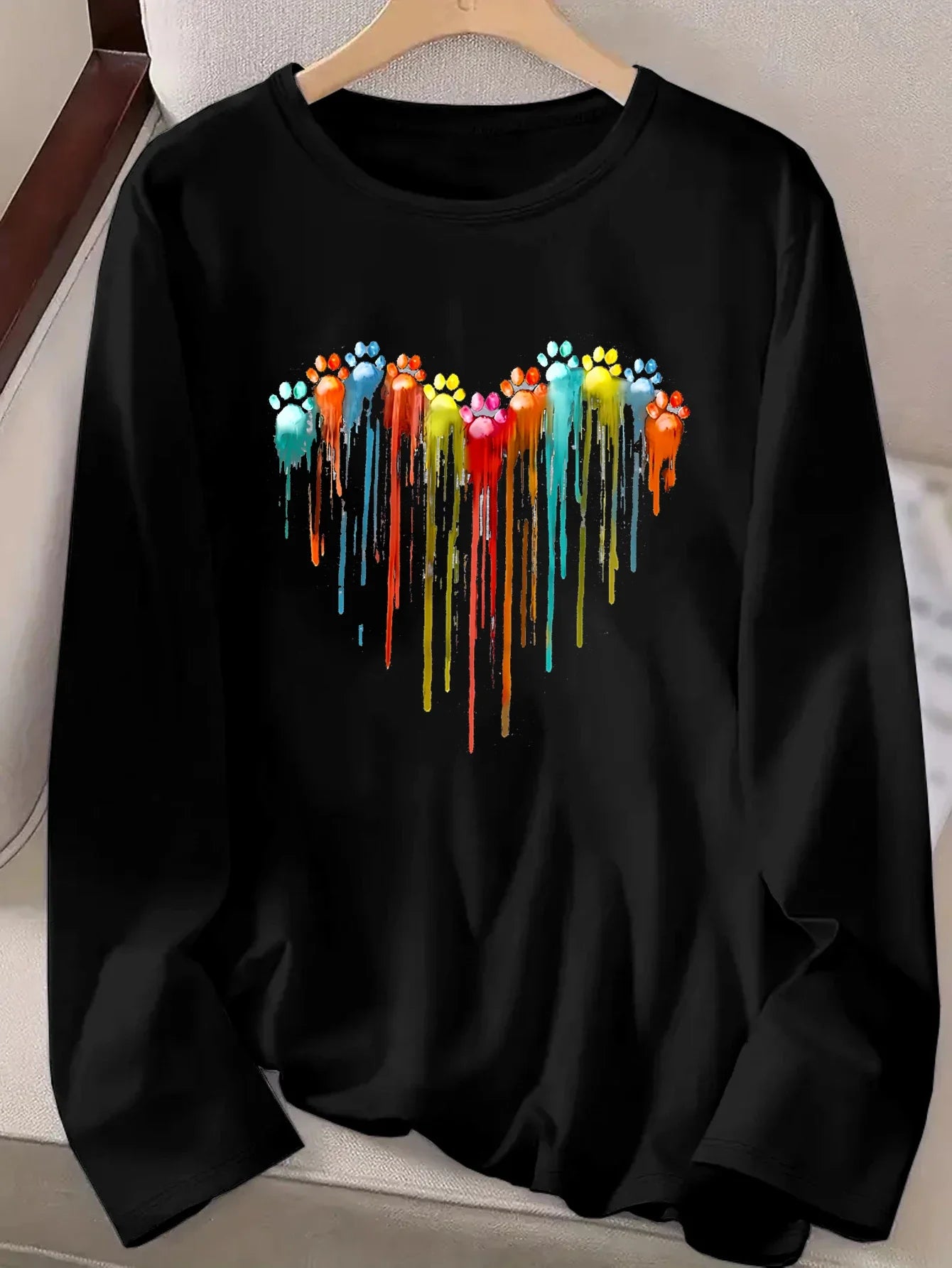 Heart Print Long Sleeve Sweatshirt for Women Black and White Dragonfly Base Top Casual Spring Autumn Tee