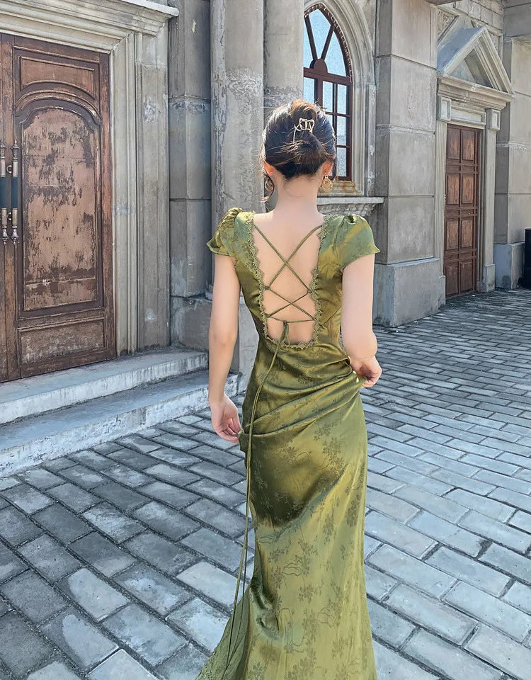 Elegant Turquoise Green Satin Jacquard Long Dress with V-Neck Backless Design for Evening Parties and Formal Events