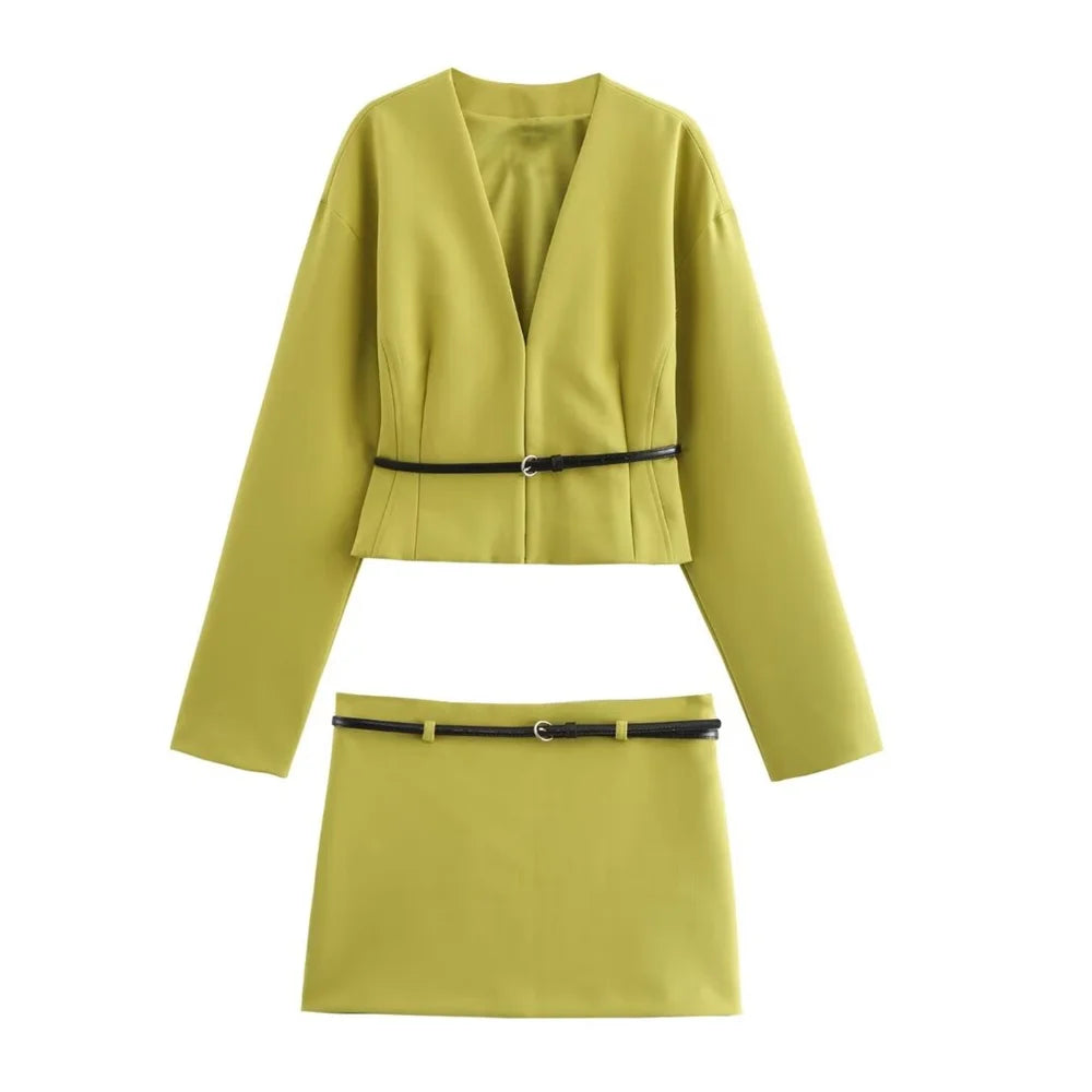 Chic Autumn Belted Suit Set with Elegant Niche Temperament Half Skirt for Stylish Layered Looks