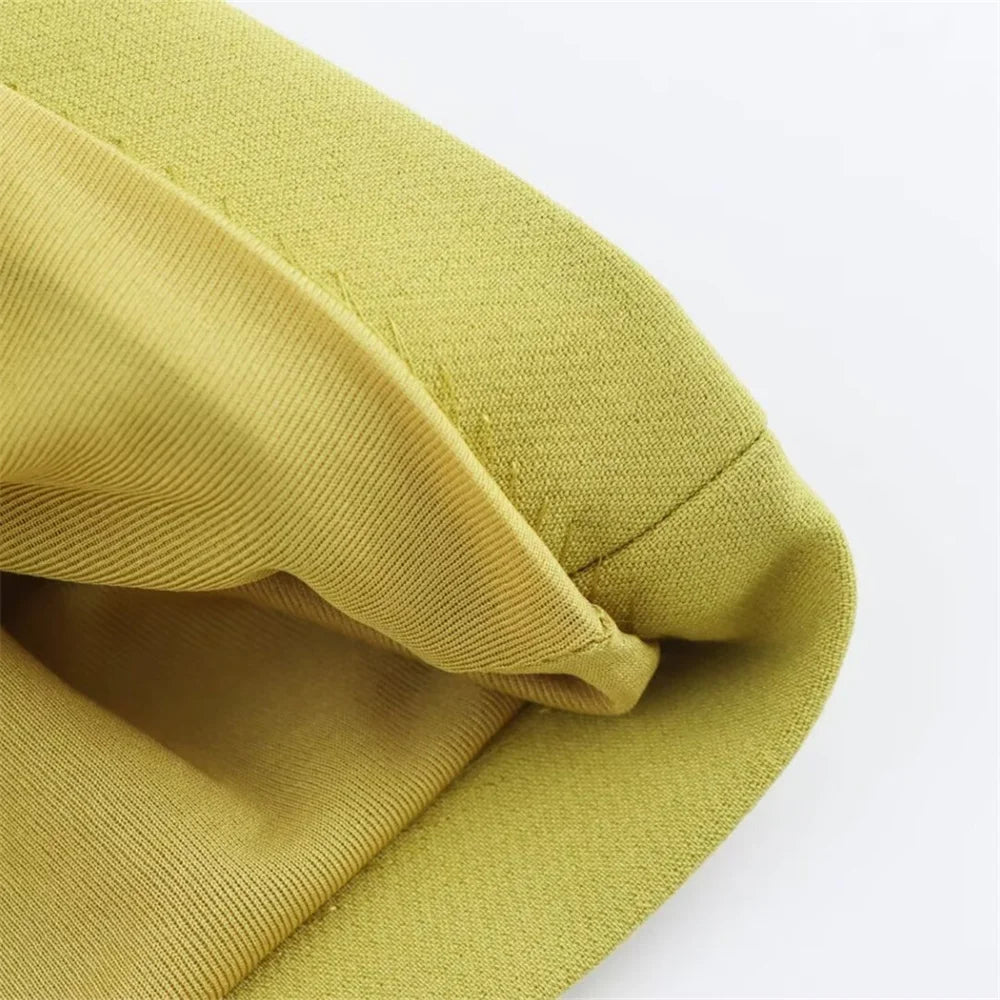 Chic Autumn Belted Suit Set with Elegant Niche Temperament Half Skirt for Stylish Layered Looks