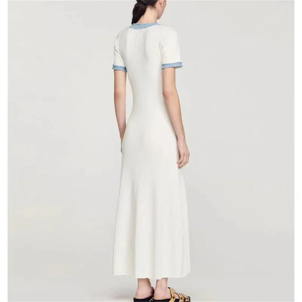 Elegant Contrasting Women Knit Maxi Dress with O-Neck Short Sleeves and Metal Button Details for Office and Casual Wear