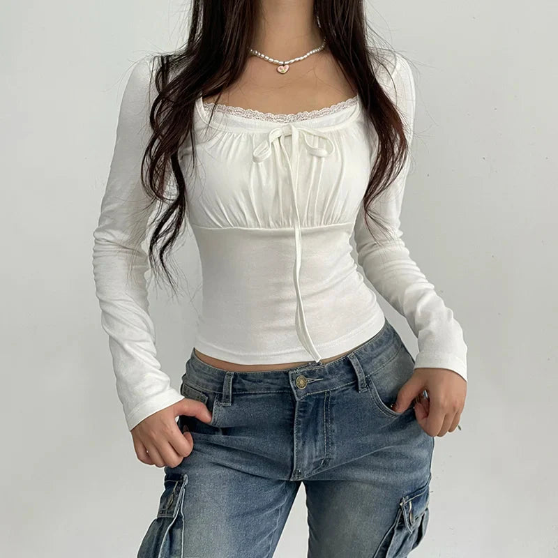 Lace Stitching Kawaii Long Sleeve T-Shirt for Women Slim Fit Casual Square Collar Basic Pullover Top for Spring and Autumn