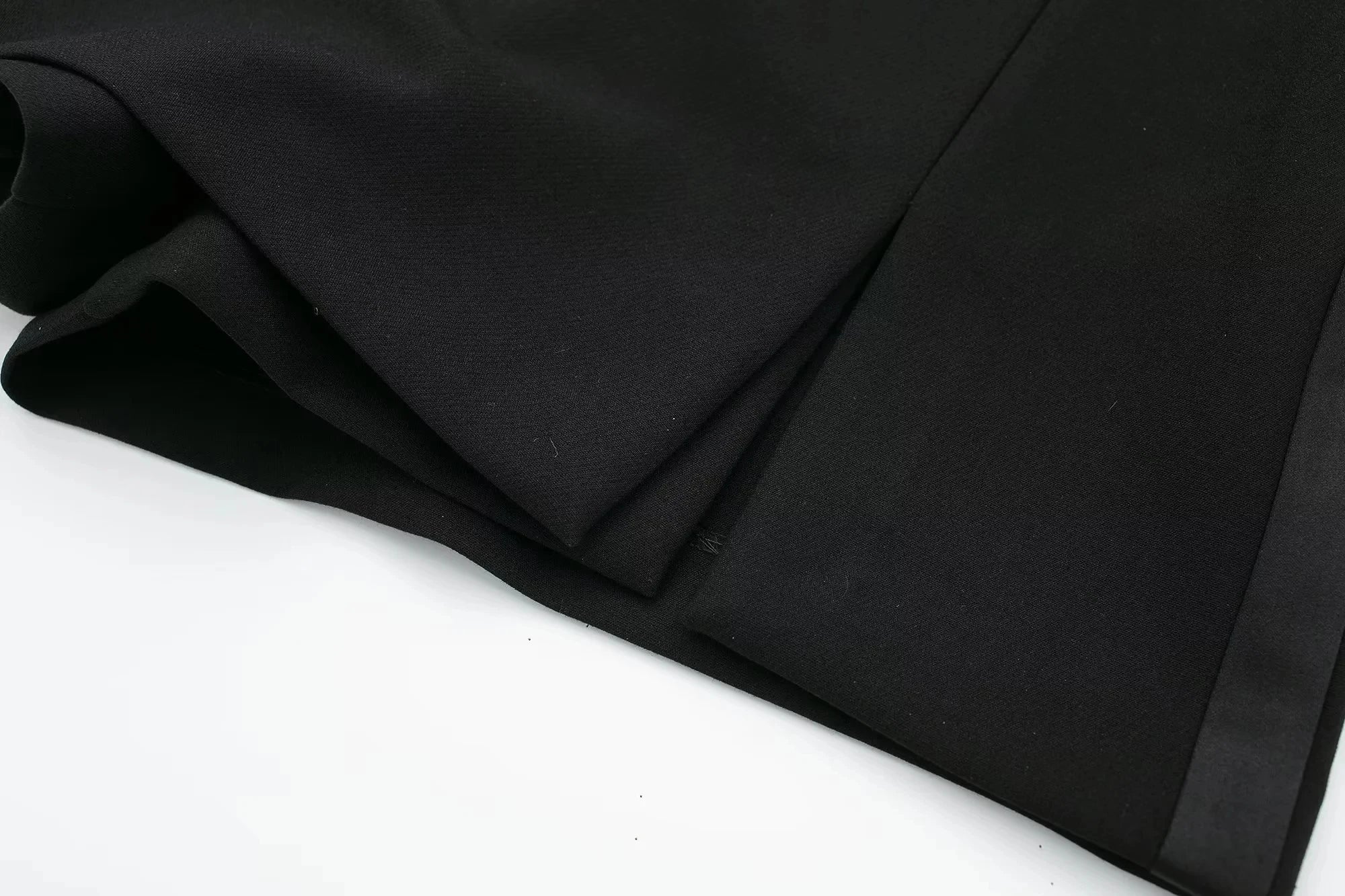 Casual Red Tube Top and Slim Slit Shorts Set for Women with Front Button Corset Detail Summer Office Lady Outfit