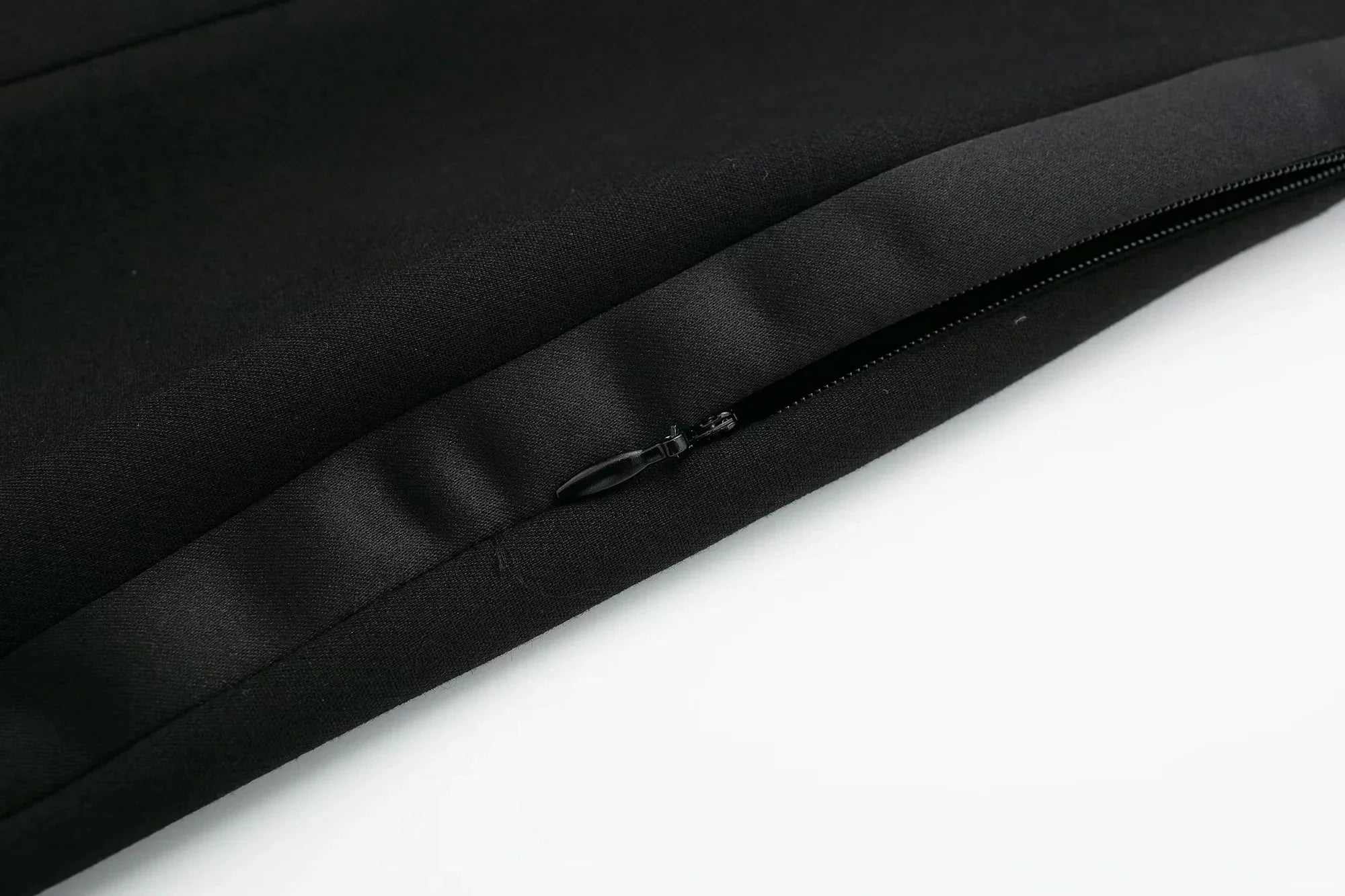 Casual Red Tube Top and Slim Slit Shorts Set for Women with Front Button Corset Detail Summer Office Lady Outfit