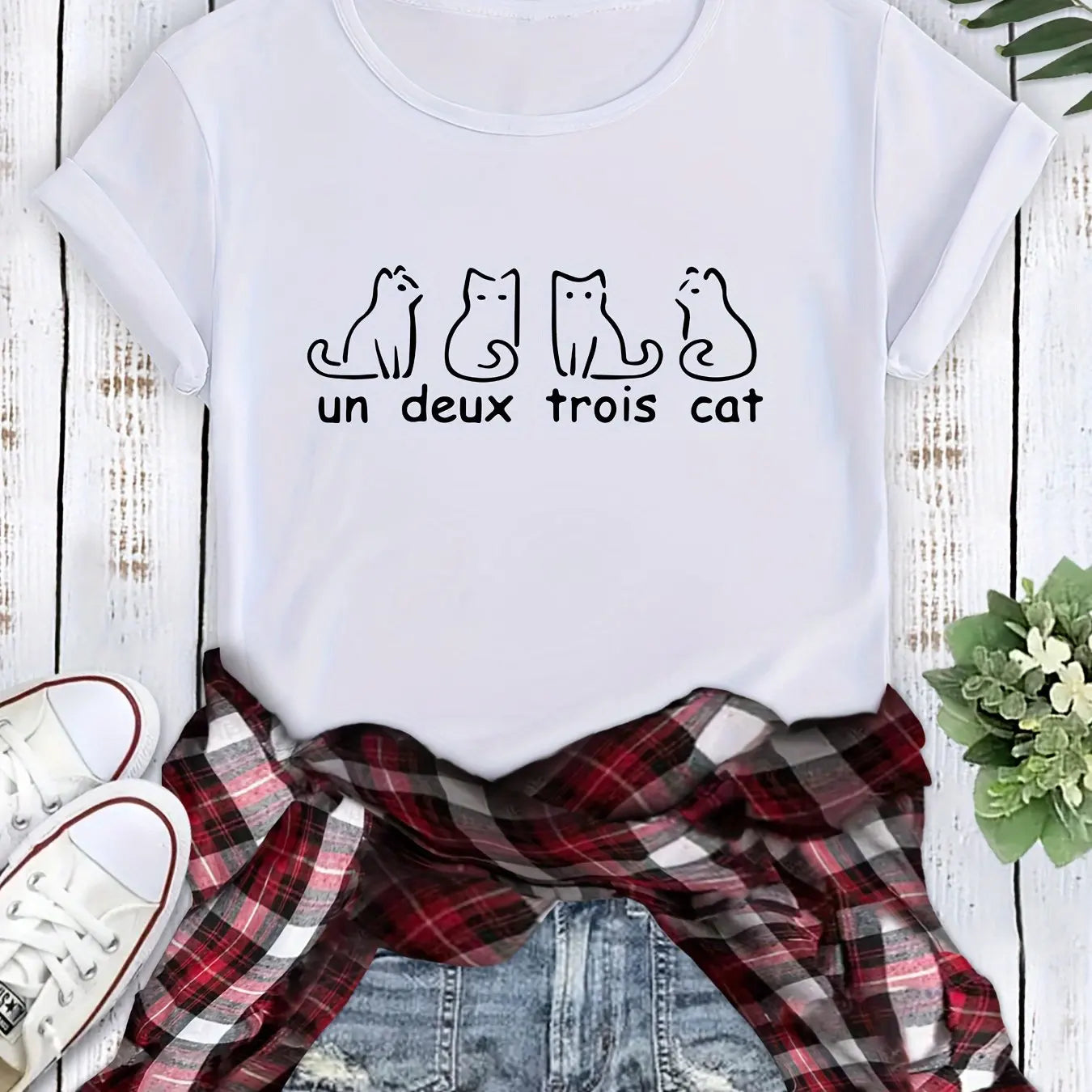 Women's Casual Short Sleeve T-Shirt with Funny French Cats Print Un Deux Trois Cat Graphic Summer Top Harajuku Style