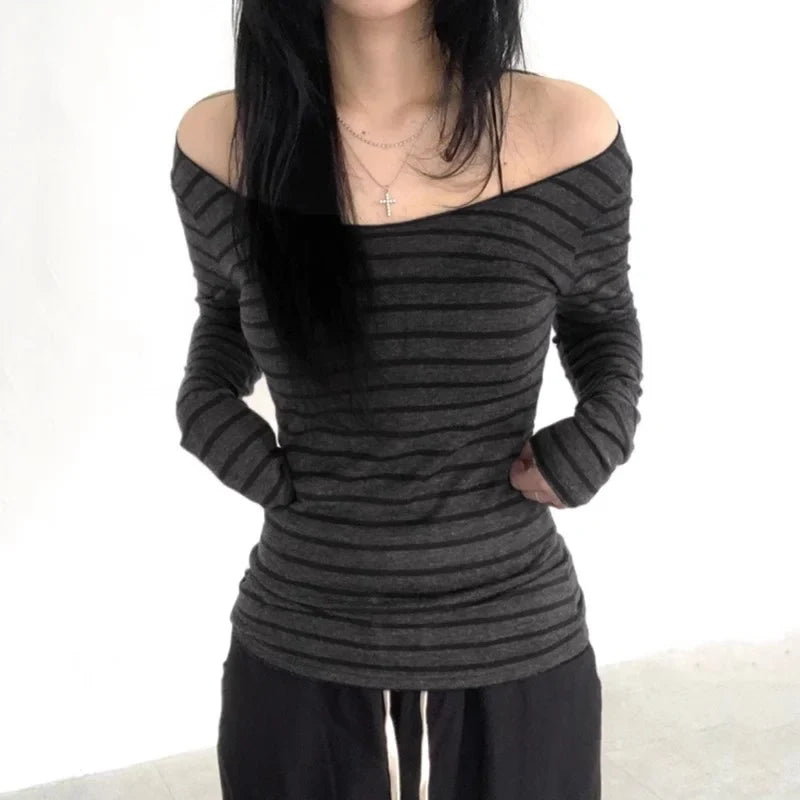 Y2K Grunge Emo Vintage Black and Grey Striped Off Shoulder Long Sleeve T-Shirt Chic Retro Goth Jumper Top for Women Autumn Fashion