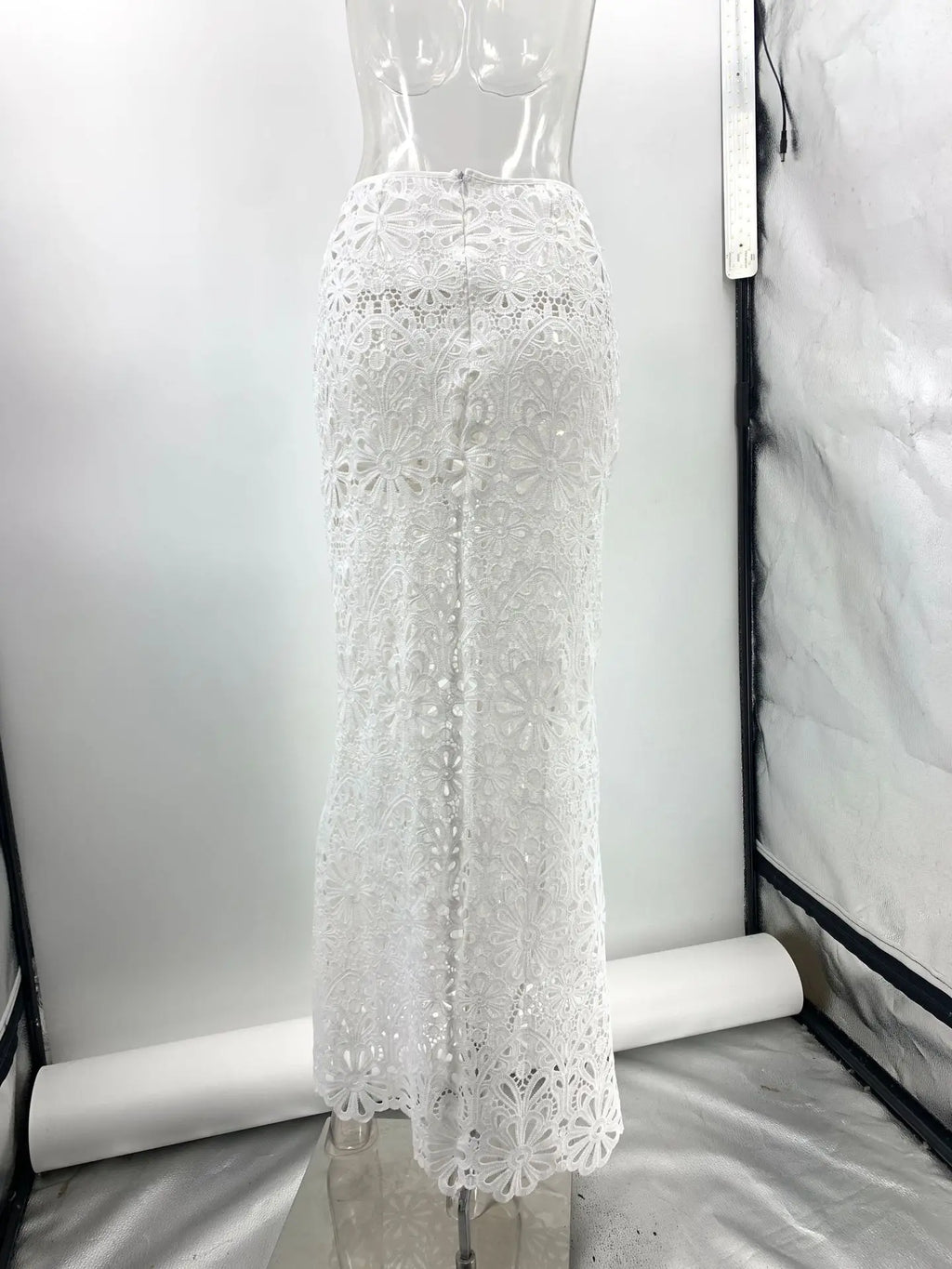 Sexy White Embroidered Two Piece Set Women Long Sleeve Hollow Out Crop Top and Flowing Skirt Summer Beach Holiday Outfit