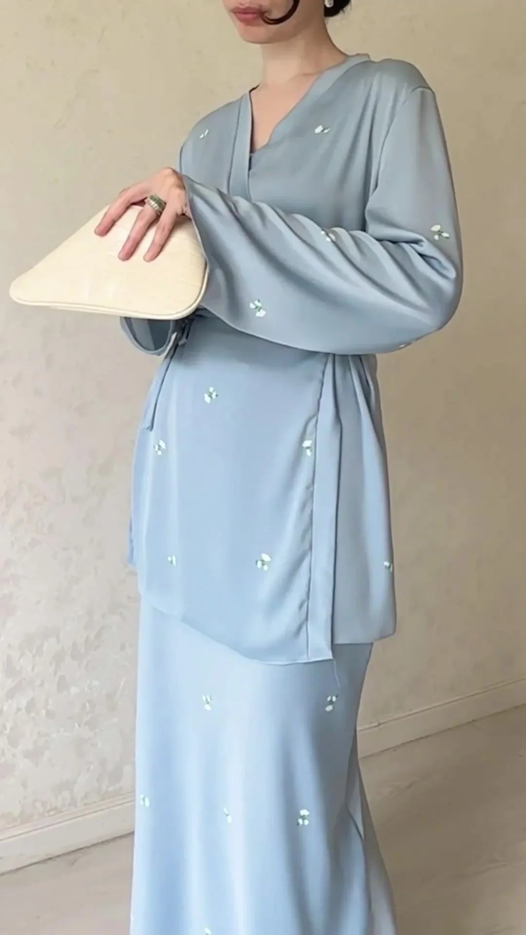 Satin Elegant Printed Blouse and Skirt Suit for Women V Neck Long Sleeve Two Piece Set Spring Workwear Ensemble