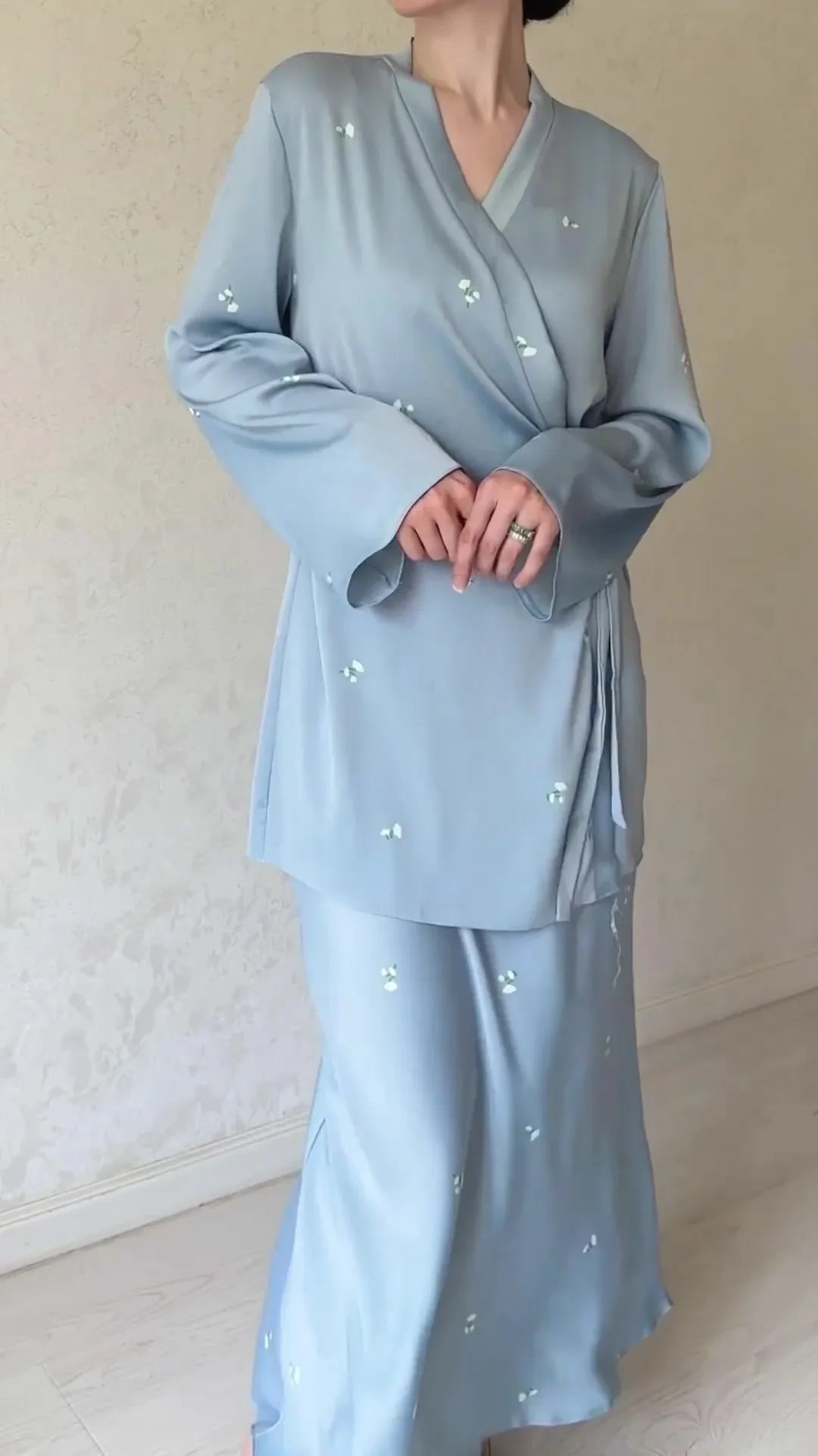 Satin Elegant Printed Blouse and Skirt Suit for Women V Neck Long Sleeve Two Piece Set Spring Workwear Ensemble