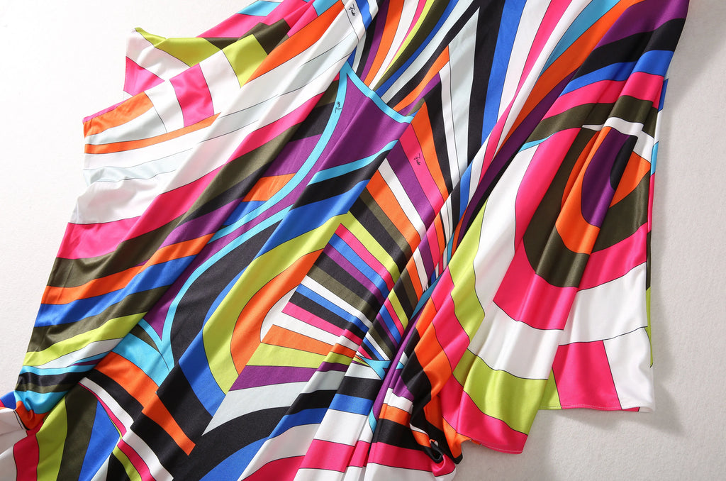 Bohemia Style Casual Dress with O-Neck Batwing Sleeves and Striped Printed Irregular Hem for Spring and Summer