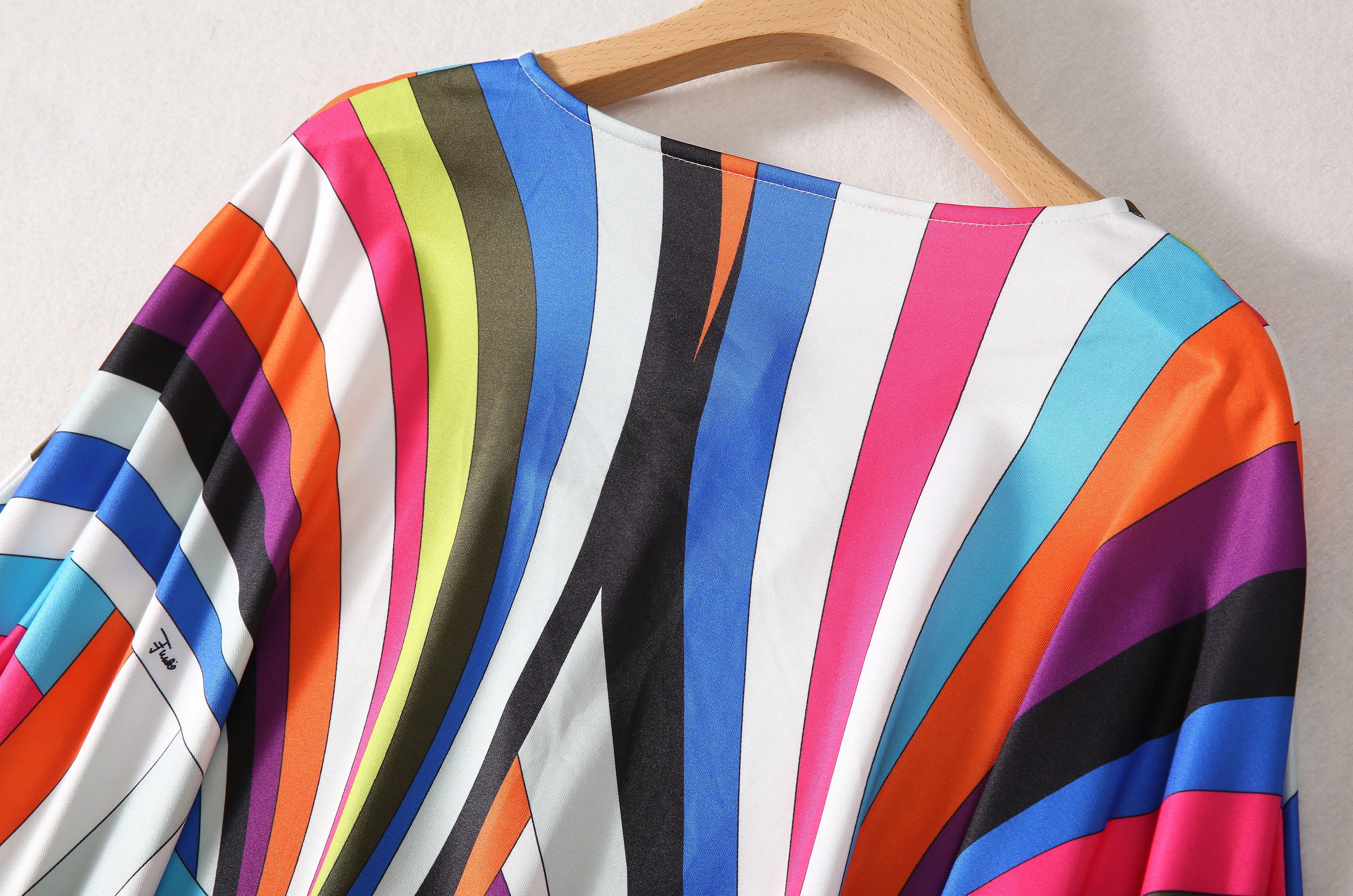 Bohemia Style Casual Dress with O-Neck Batwing Sleeves and Striped Printed Irregular Hem for Spring and Summer