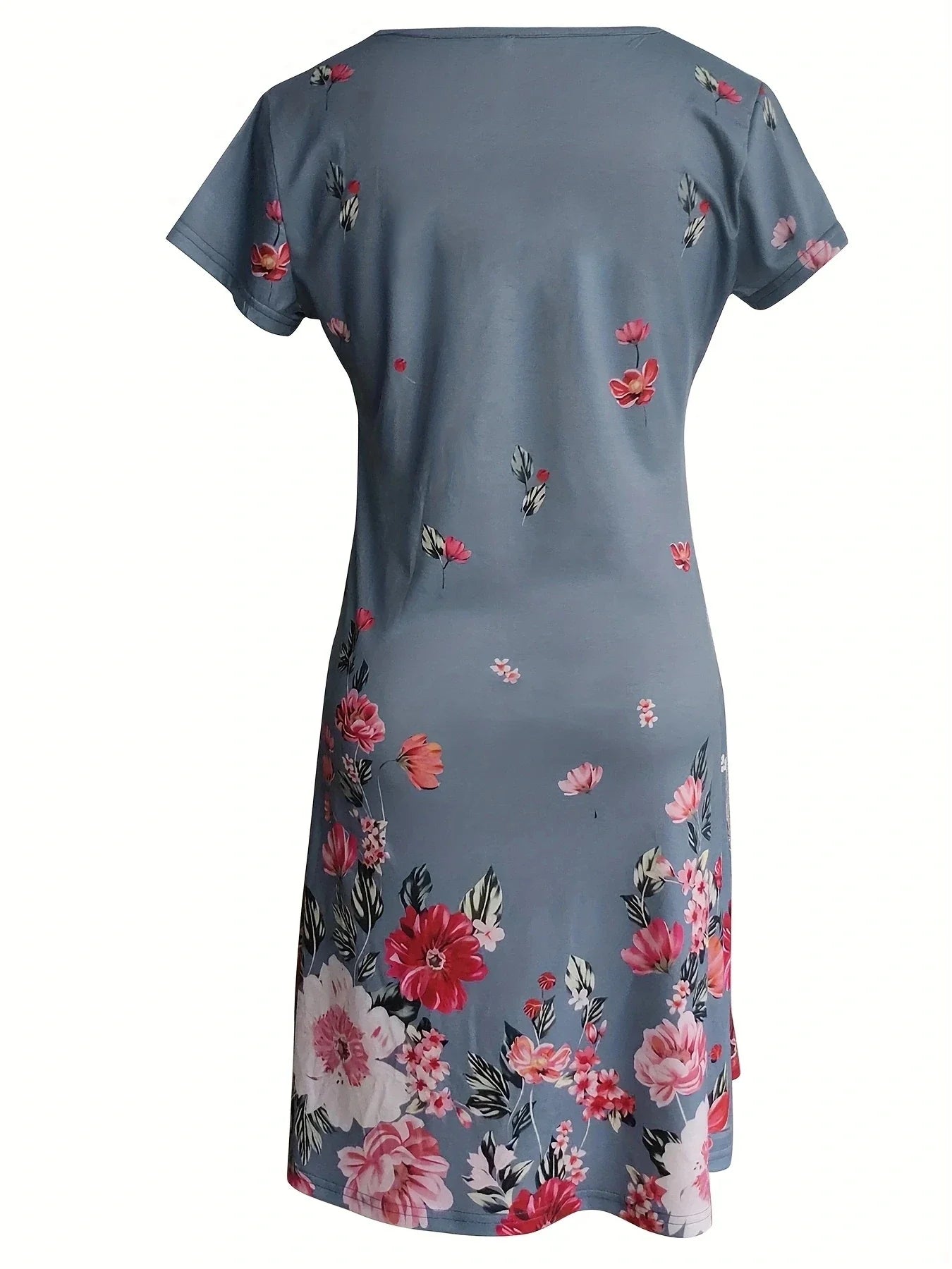Chic Ditsy Floral Knee-High Dress with V-Neck and All-Season Style, Easy-Care Polyester Lining, Comfortable Mid-Elasticity Fabric
