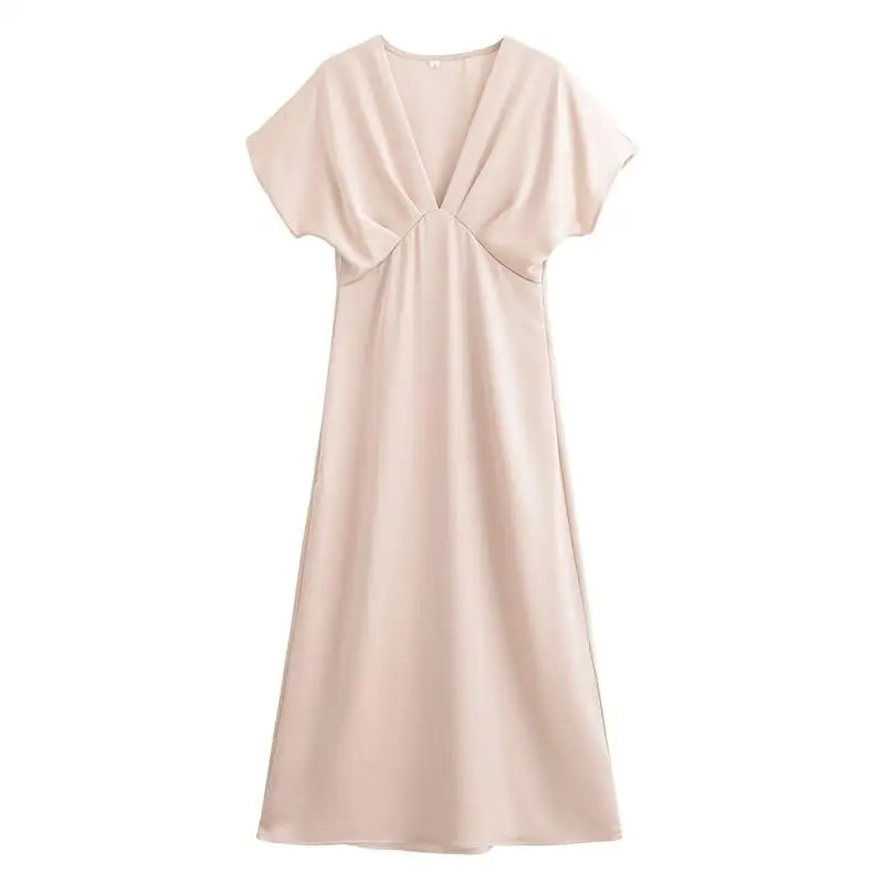 Elegant Summer Women's Dress with V-Neck Long Flowing Silhouette Comfortable Chic Fashionable Outfit for Young Women