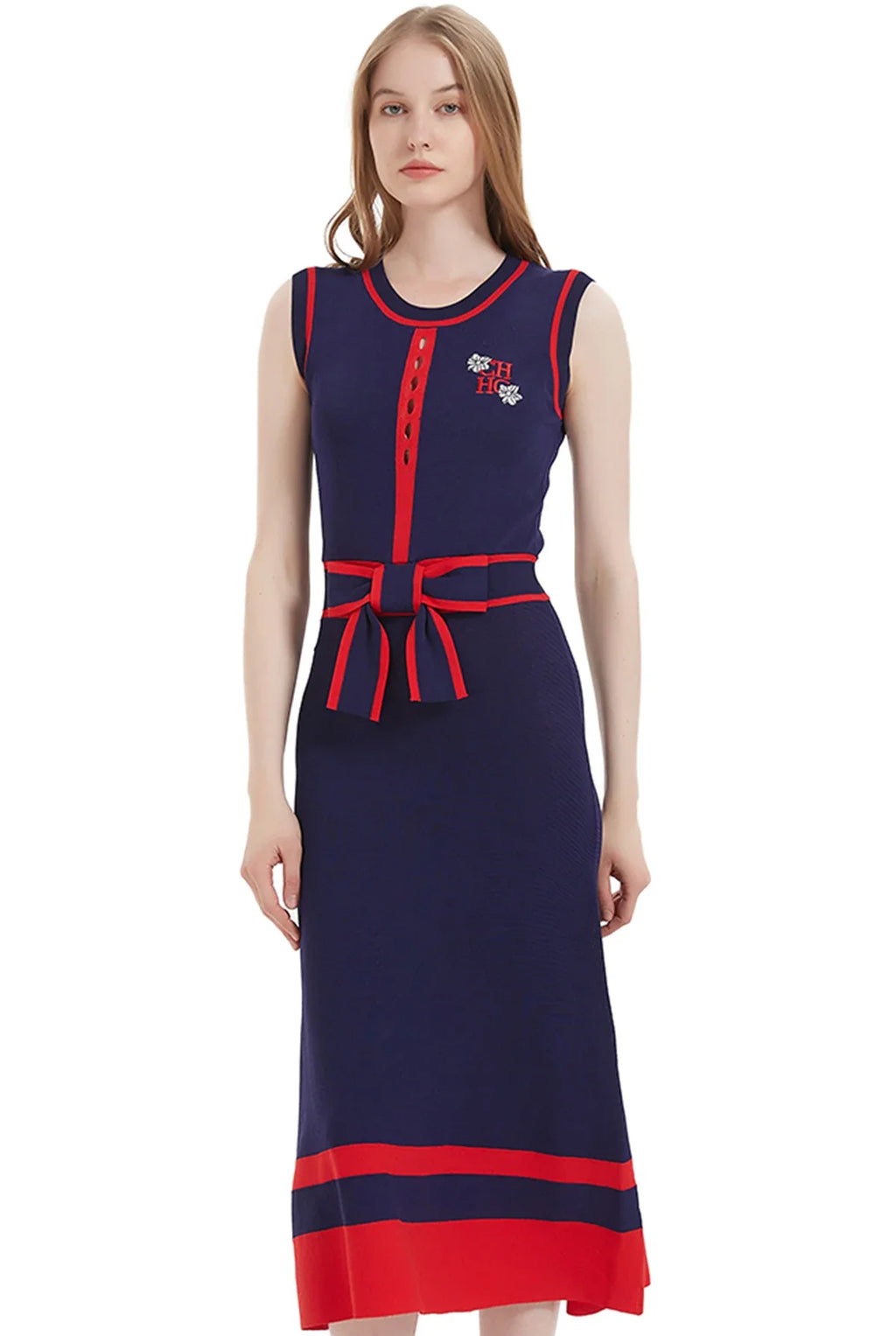 Elegant Sleeveless Knitted Long Dress for Women in Classic Navy Blue Suitable for Business and Formal Occasions