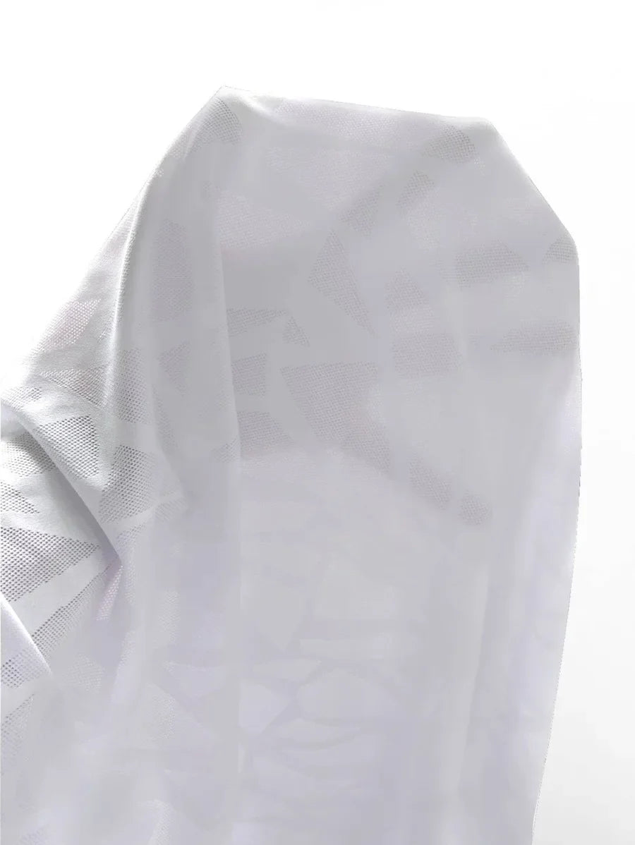 Womens Chic Geometric Print T-Shirt Lightweight Crew Neck Short Sleeve Top with Flattering Curved Hem Casual Stylish Tee for Spring