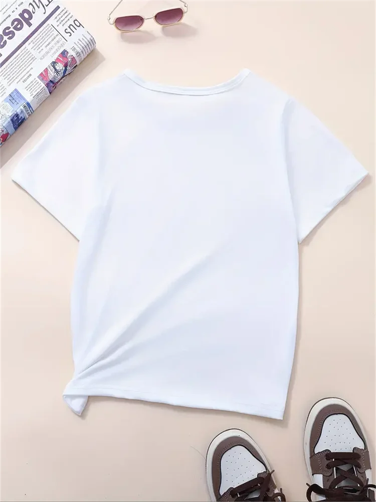 Casual Bear and Love Print Crew Neck T-Shirt for Women Short Sleeve Lightweight Top Perfect for Spring and Summer Everyday Wear