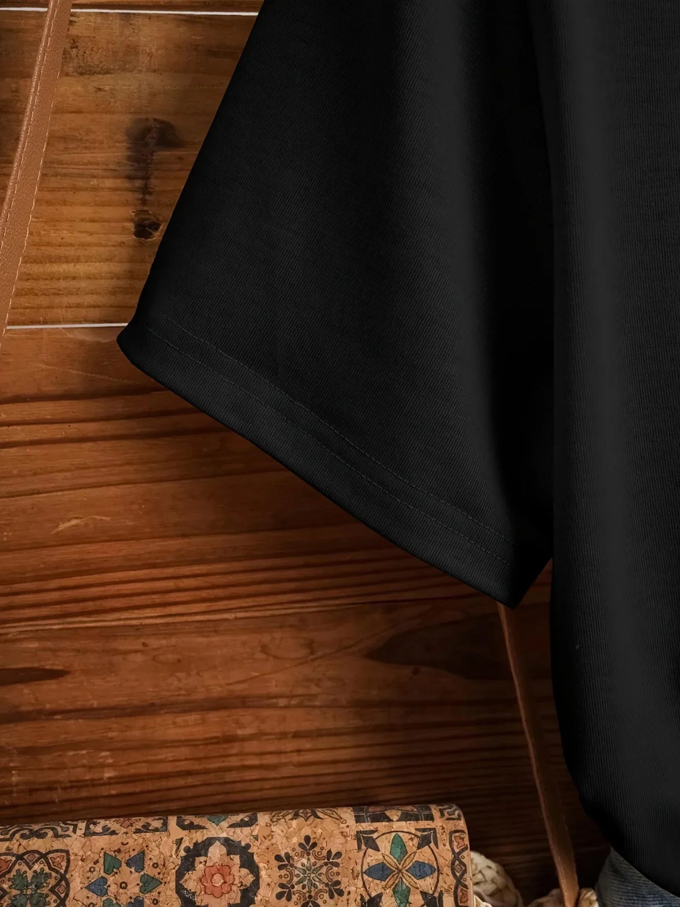 Casual Bear and Love Print Crew Neck T-Shirt for Women Short Sleeve Lightweight Top Perfect for Spring and Summer Everyday Wear