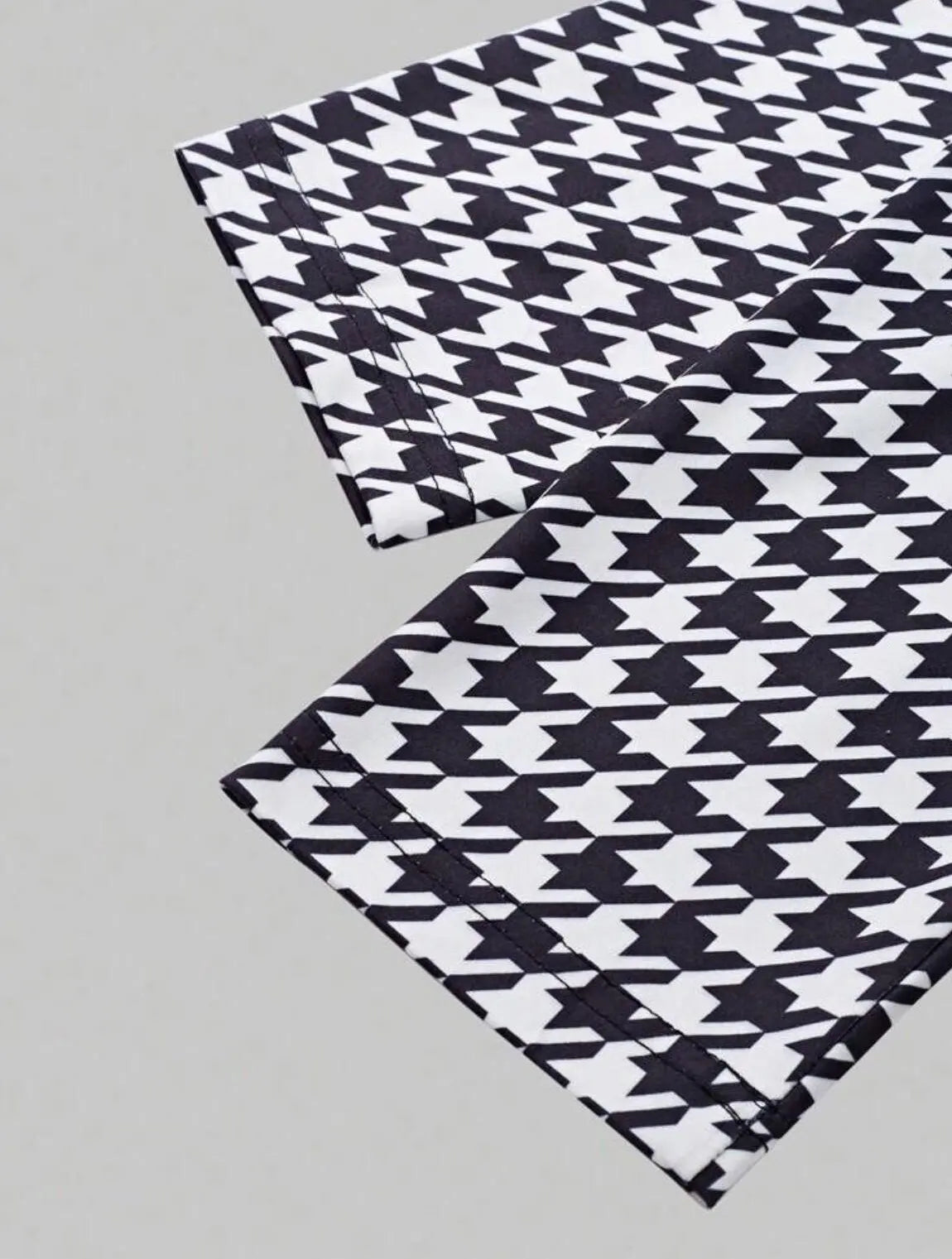 High-End Waistline Floral Dress with Plaided Skirt for Spring and Fall Elegant Mid-Length Ensemble