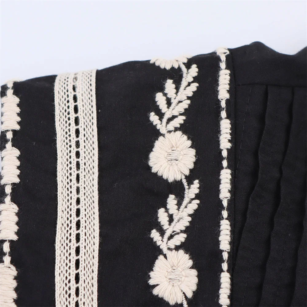 Women's Retro Casual Shirt with Contrasting Color Embroidery Elegant Spring Dress with Slim Fit and Timeless Temperament