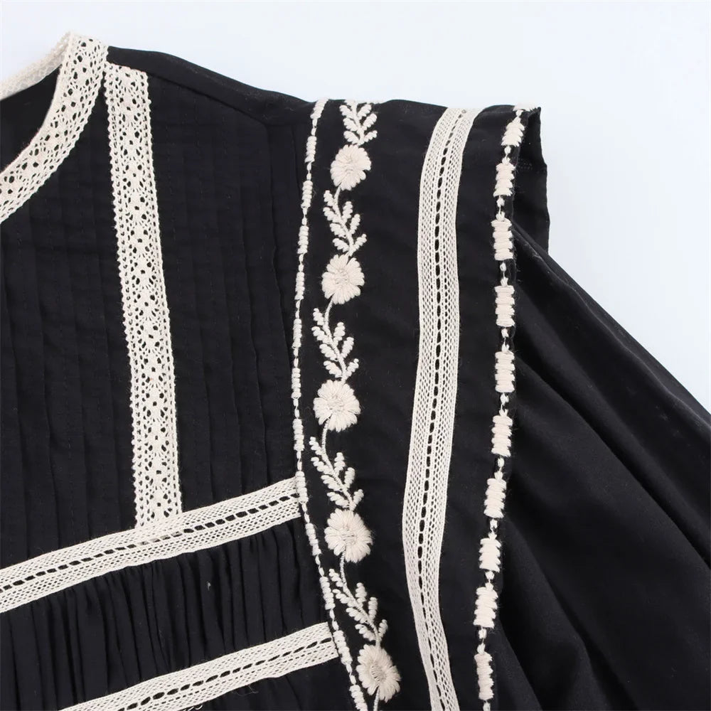 Women's Retro Casual Shirt with Contrasting Color Embroidery Elegant Spring Dress with Slim Fit and Timeless Temperament