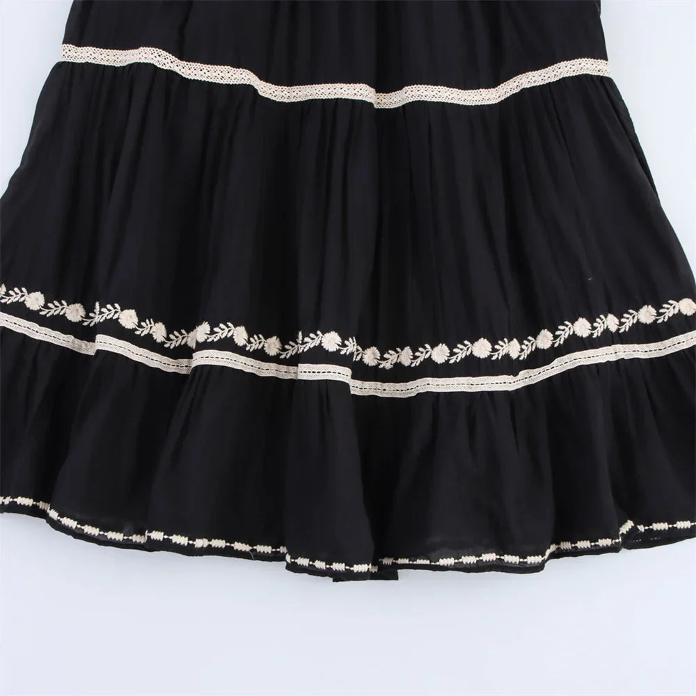 Women's Retro Casual Shirt with Contrasting Color Embroidery Elegant Spring Dress with Slim Fit and Timeless Temperament