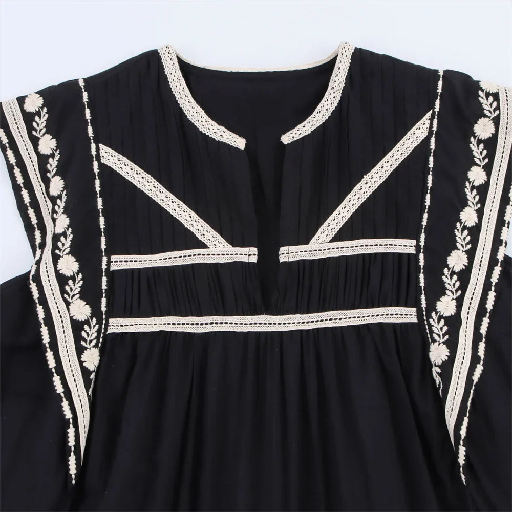 Women's Retro Casual Shirt with Contrasting Color Embroidery Elegant Spring Dress with Slim Fit and Timeless Temperament