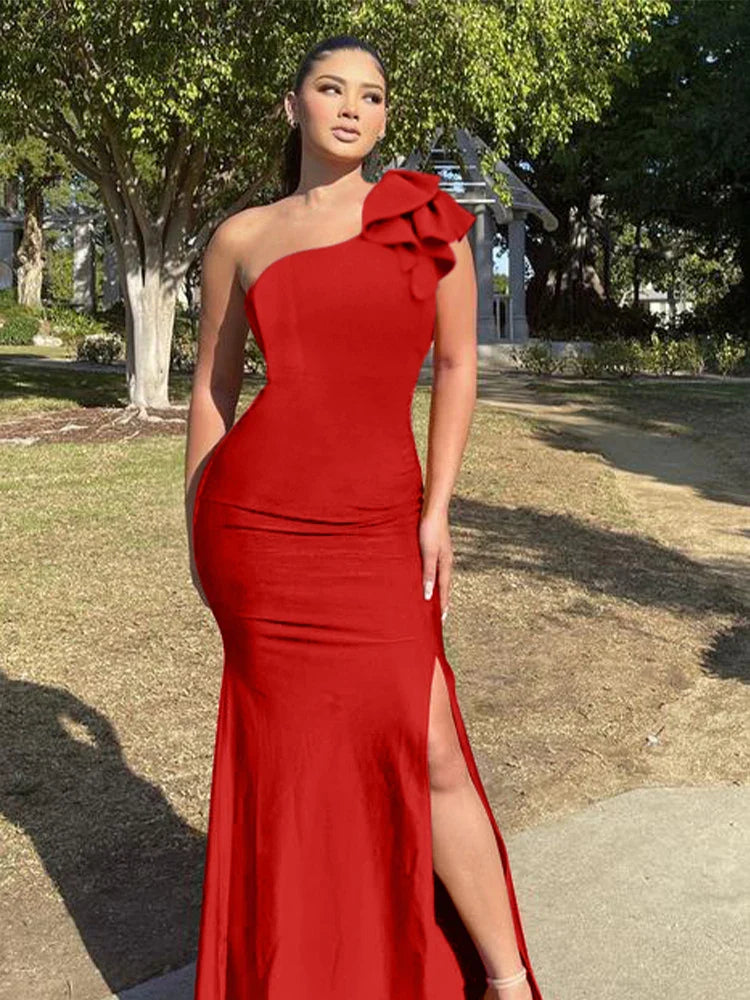 Chic Summer One Shoulder Split Dress with Sleeveless Design and Sloping Shoulders