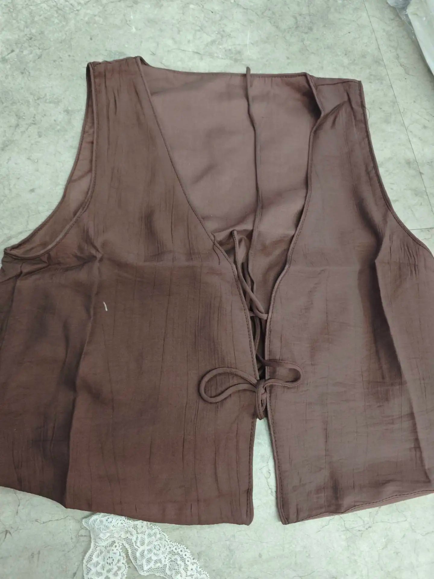 Women's Brown V-Neck Sleeveless Lace-Up Cardigan Slim Vest and A-Line Casual Loose Skirt Two-Piece Set for Summer Holiday