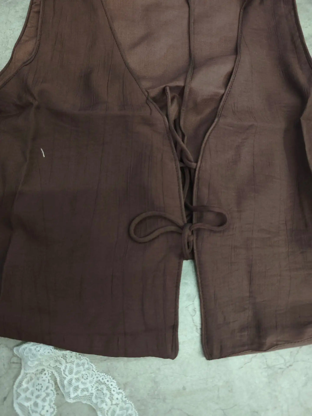 Women's Brown V-Neck Sleeveless Lace-Up Cardigan Slim Vest and A-Line Casual Loose Skirt Two-Piece Set for Summer Holiday