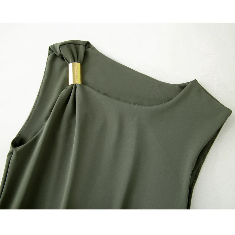 Elegant Black Pleated Maxi Dress for Women Sleeveless Midi Dress with Draped Design Perfect for Summer Beach Holidays