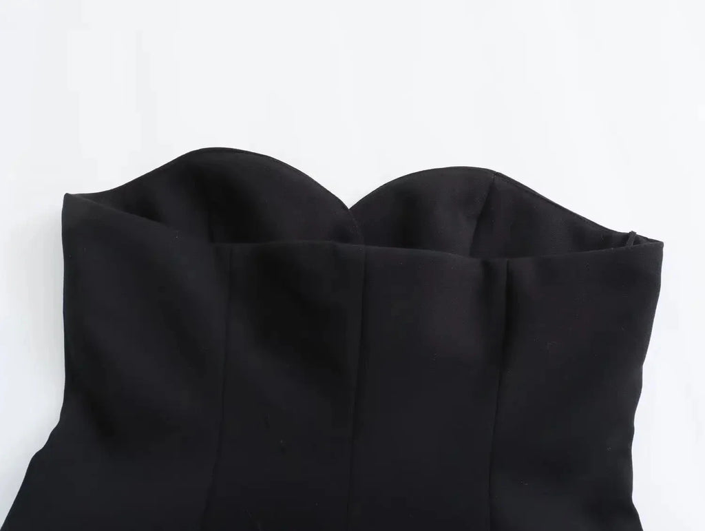 Elegant Two-Piece Women's Outfit Featuring Unique Tight Bra Shorts and Slim High Waist Skirt with Stylish Flip Spliced Tube Corset Top