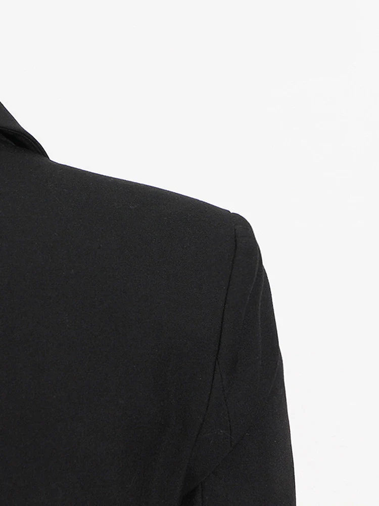 Slim Fit Black Blazer for Women with Notched Collar Long Sleeves and Spliced Diamond Detailing Elegant Sexy Tailored Jacket for Fashion-Forward Looks