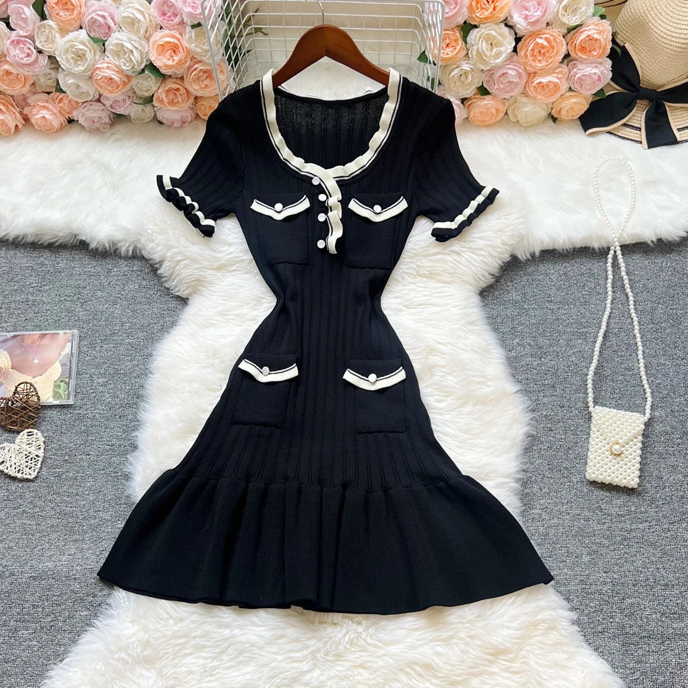 Chic Sexy Knitted Mini Dress with Ruffles and Open Hips for Summer, Elegant Black Party and Streetwear Style