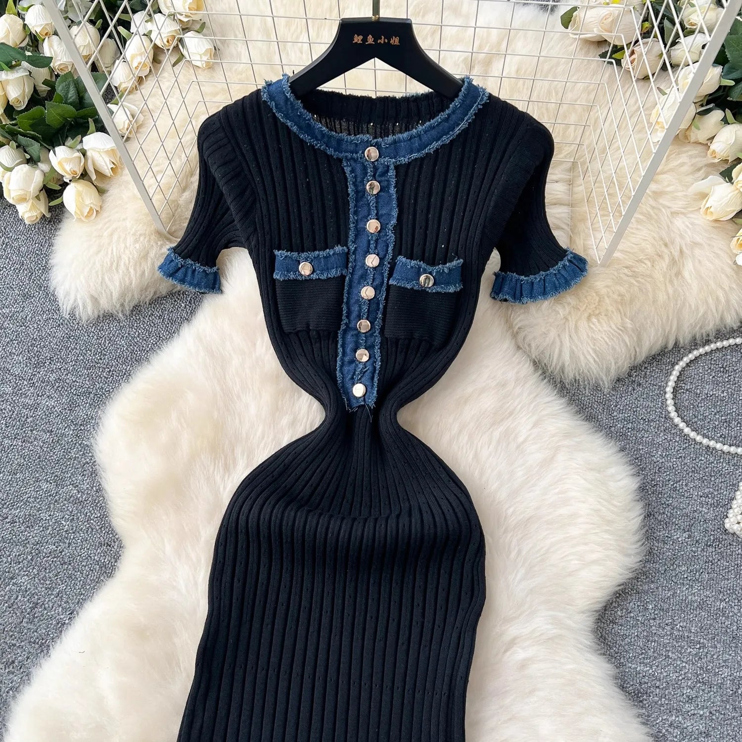 Chic Vintage Denim Patchwork Maxi Dress with Knitted Long Sweater Style for Spring and Summer Casual Elegance