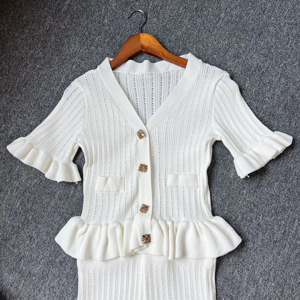 Elegant Knitted Maxi Dress for Women with V-Neck and Ruffled Details Slim Waist Bodycon Sweater Dress for Parties and Casual Wear