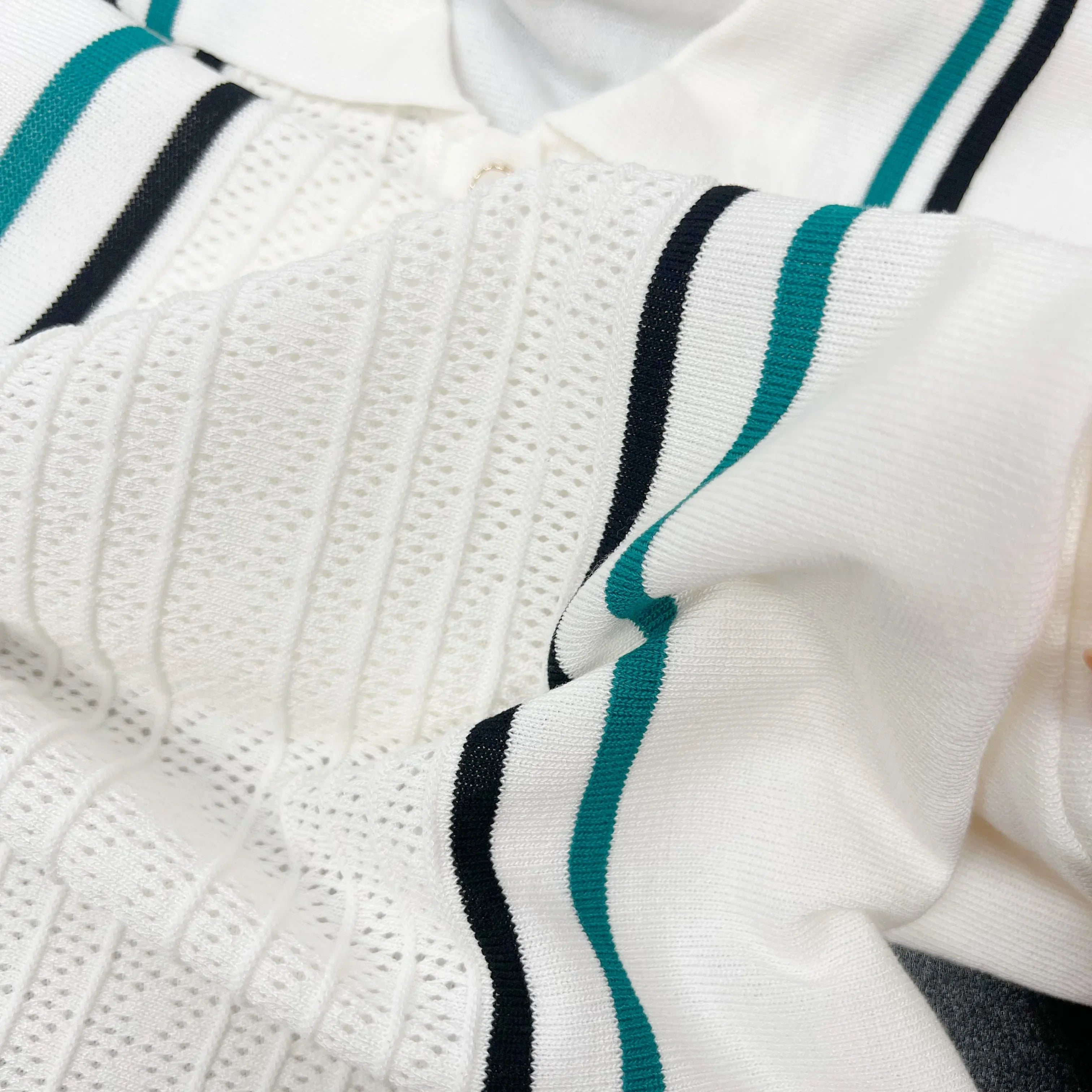 Chic Vintage Knitted Mini Dress with Turn-Down Collar and Ruffled Details for Summer Party and Streetwear