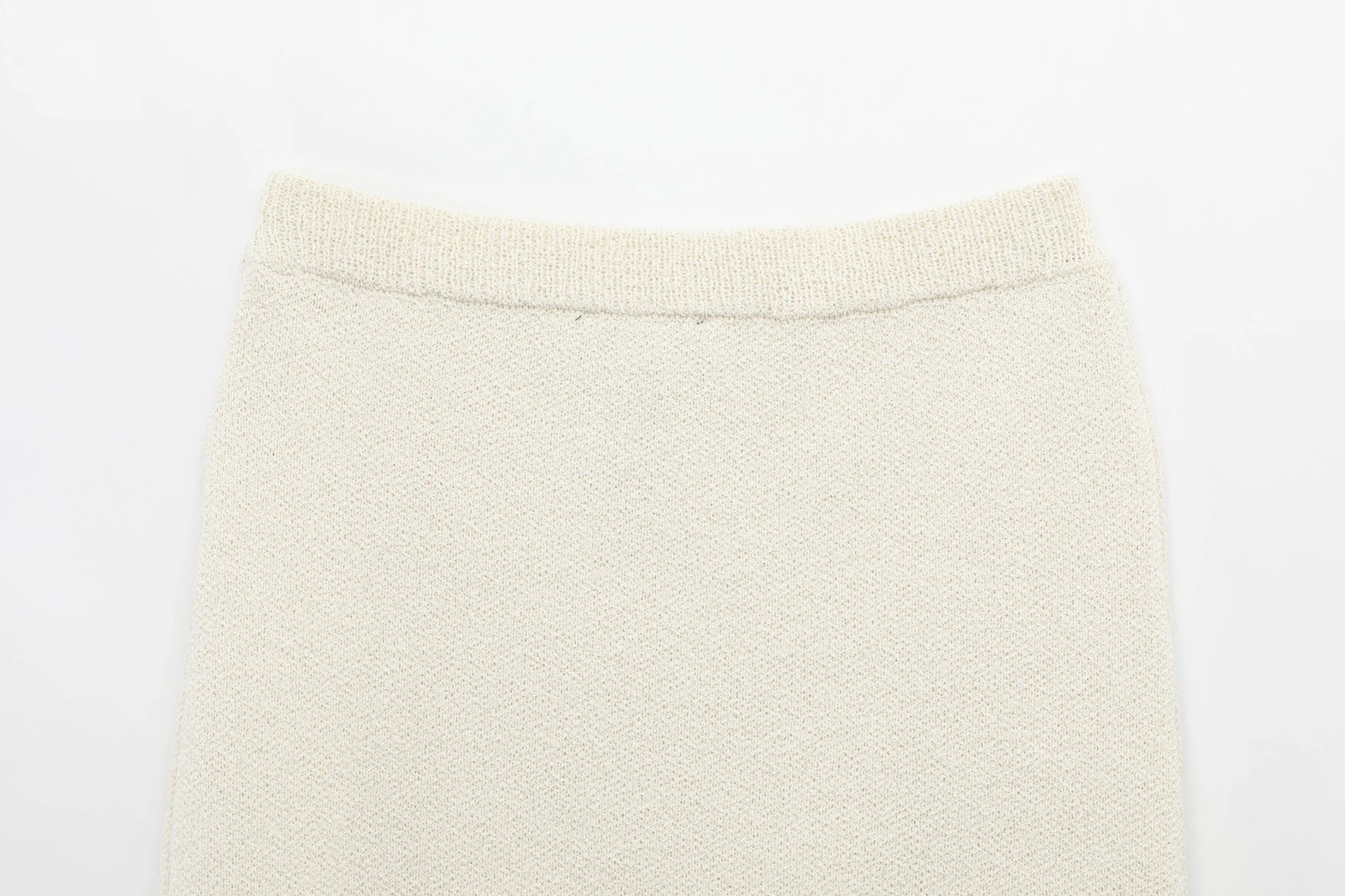 Women's Spring Knitted Short-Sleeved Jacket and Skirt Set with Bow Accent and Round Neck