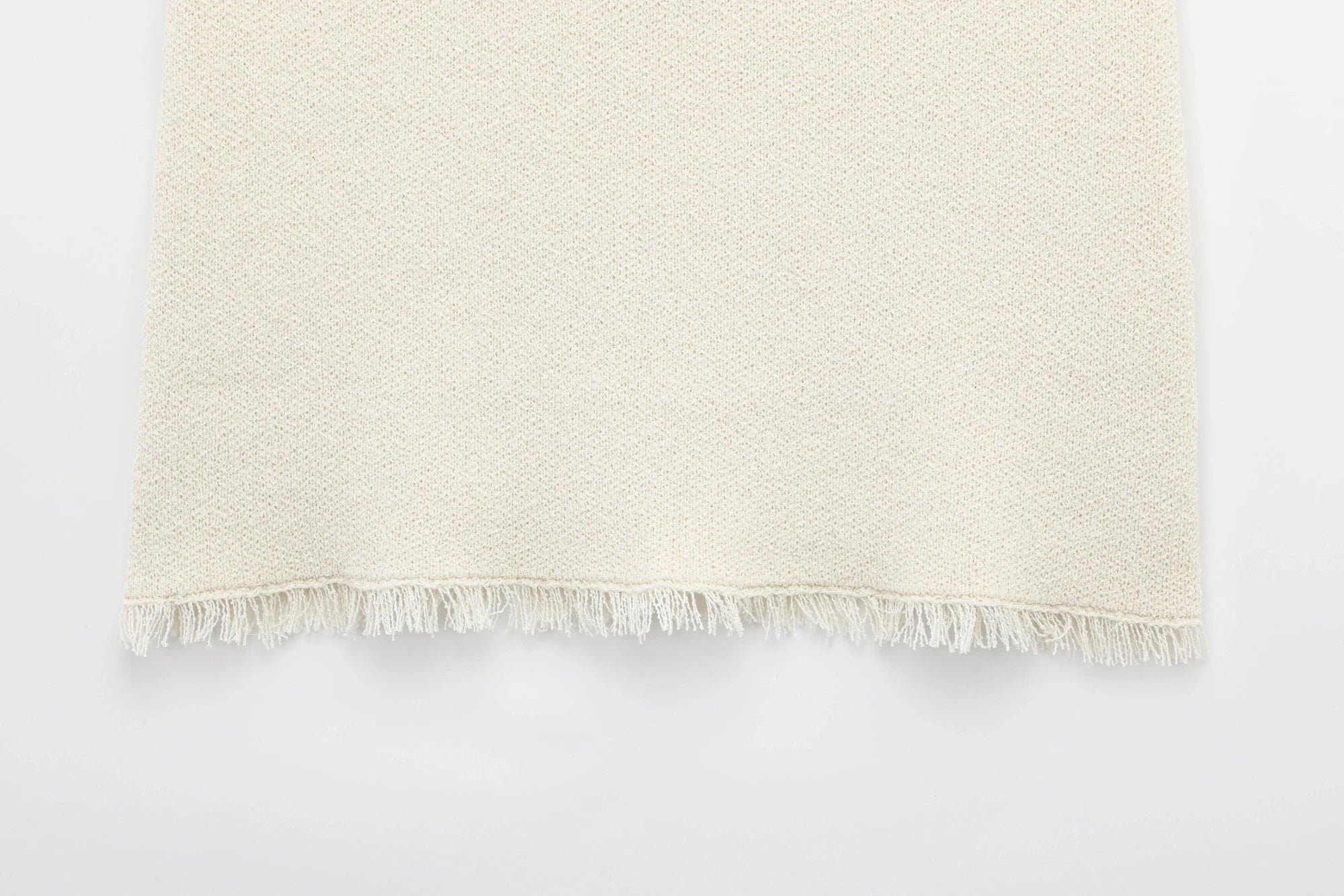 Women's Spring Knitted Short-Sleeved Jacket and Skirt Set with Bow Accent and Round Neck