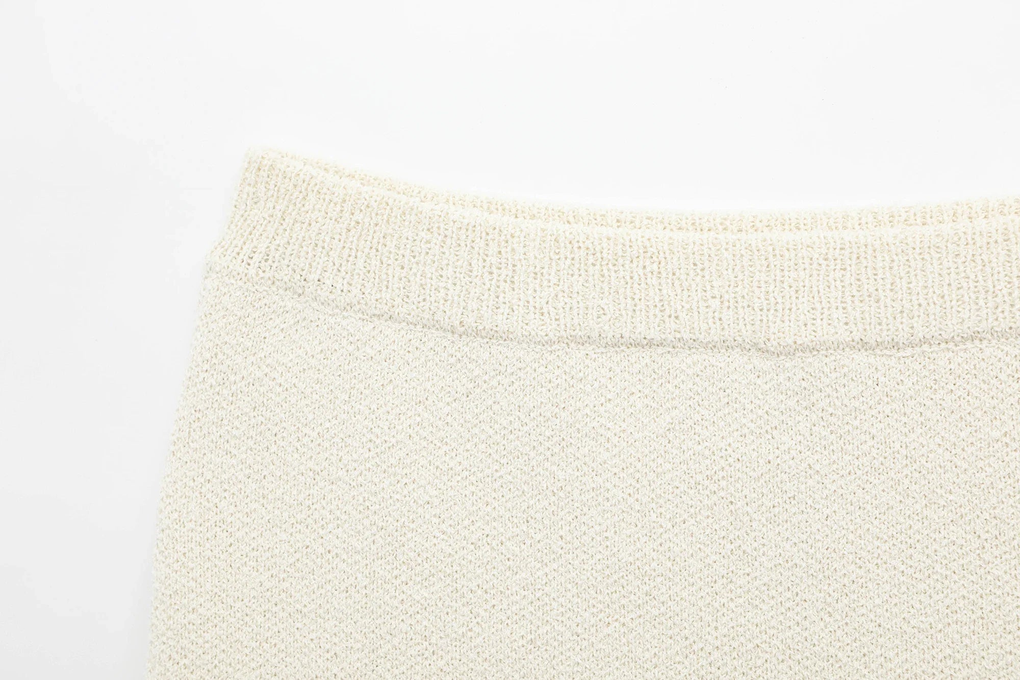 Women's Spring Knitted Short-Sleeved Jacket and Skirt Set with Bow Accent and Round Neck