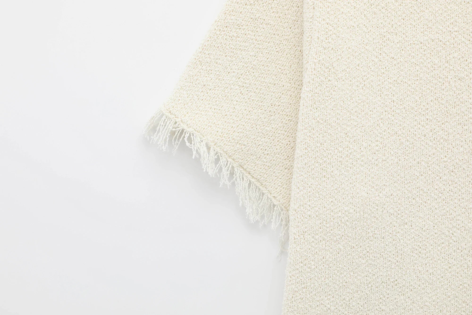 Women's Spring Knitted Short-Sleeved Jacket and Skirt Set with Bow Accent and Round Neck